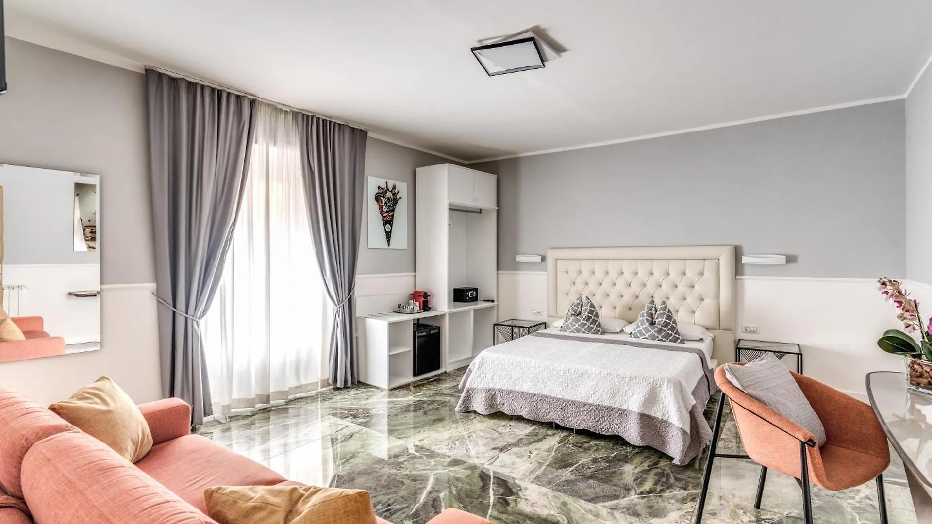 Spanish Step Dream Suites Roma